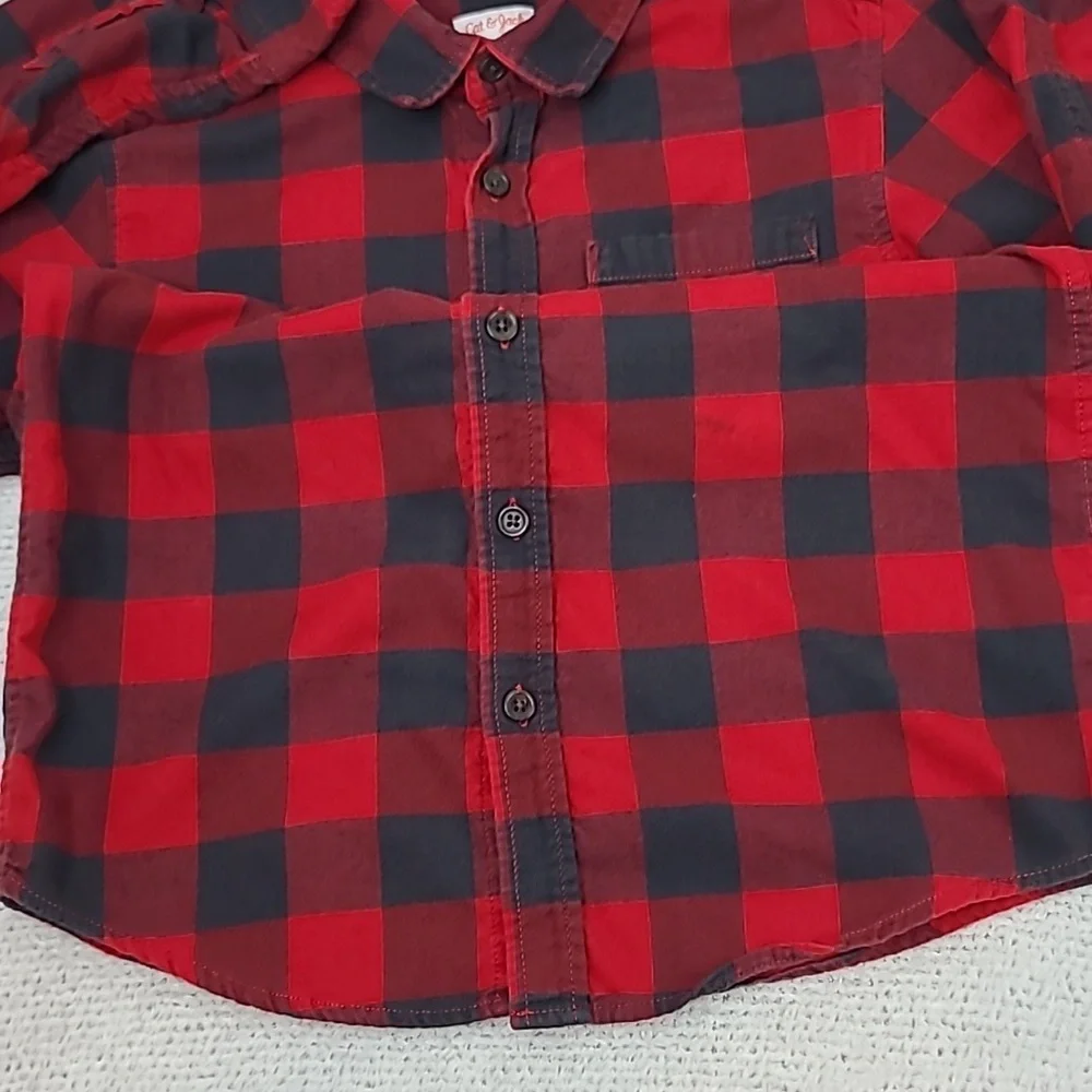 Cat & Jack Boys' Long Sleeve Flannel Button-Down Shirt in Red/Black Size XL/16